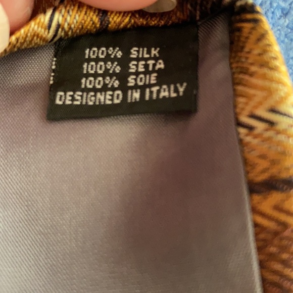 🏈 Velezio necktie possible NFL link - Picture 4 of 4